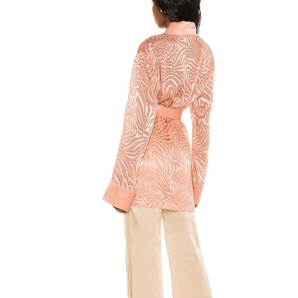 Tell your friends Kimono in Akari Print - Picture 7 of 11